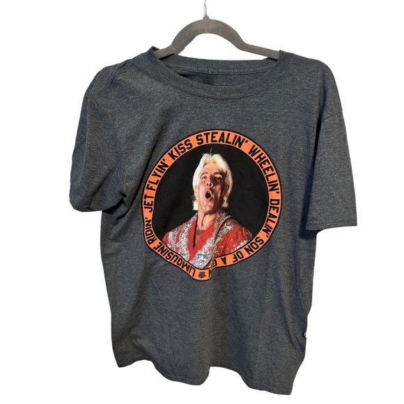 Official WWE | Ric Flair Son of a Gun Grey T-Shirt | Size M - Picture 1 of 5